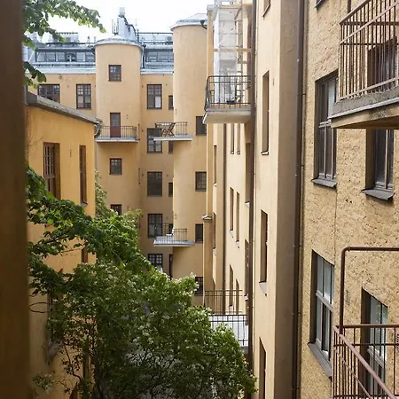2ndhomes Cozy And Spacious In Idyllic Katajanokka Apartment