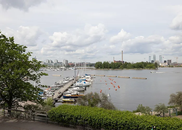 2ndhomes Cozy And Spacious In Idyllic Katajanokka Ελσίνκι